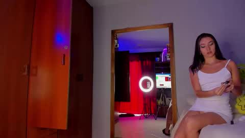 snowbabyxox online show from 02/22/25, 03:58