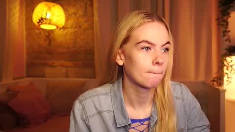 Hanna online show from 10/28/25, 09:35