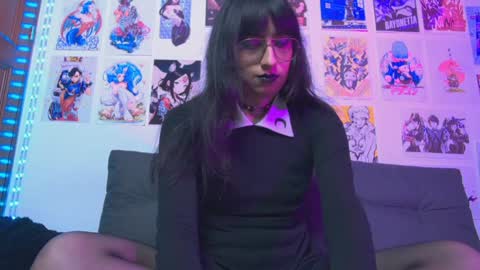 Snapshot of snowblack_ chatting on 02/08/25, 03:00 Snow and Bubble online show from 02/08/25, 03:00