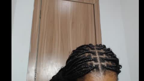 snowdrop5 online show from 02/09/25, 01:55