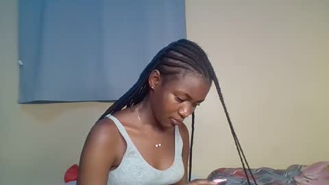 Snowie eyes online show from 12/15/25, 12:48