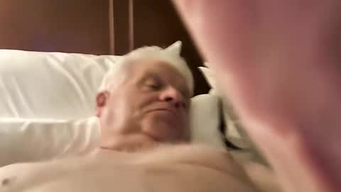 snowman9662 online show from 11/04/25, 05:28