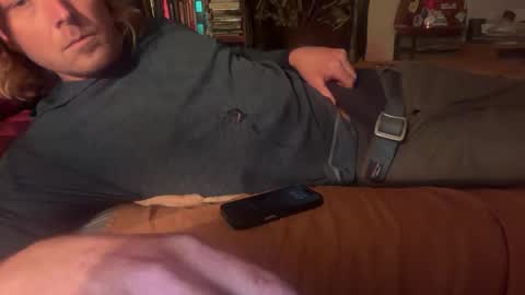 snowtrooper888 online show from 11/25/25, 12:43