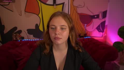 snowwhite_bella online show from 10/17/25, 02:52