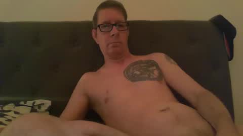 Snapshot of snub71 chatting on 04/18/26, 08:29 snub71 online show from 04/18/26, 08:29
