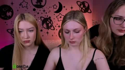 so_hot_rosalie online show from 05/12/26, 07:22