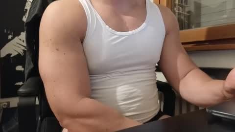 Snapshot of so_thick chatting on 12/02/24, 04:53 luca -   online show from 12/02/24, 04:53