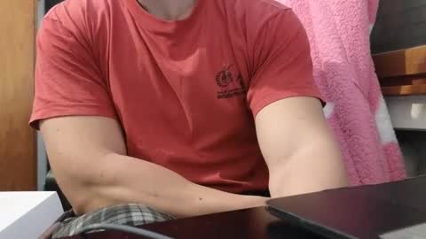 Snapshot of so_thick chatting on 03/01/25, 08:34 luca -   online show from 03/01/25, 08:34
