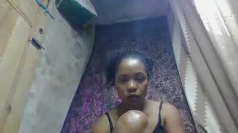 Snapshot of soamanaperina chatting on 10/20/25, 06:14 soamanaperina online show from 10/20/25, 06:14
