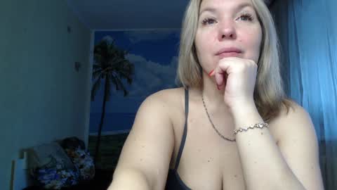 Snapshot of soaring_love chatting on 02/05/25, 04:37 Masha online show from 02/05/25, 04:37
