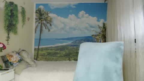 Snapshot of soaring_love chatting on 12/04/25, 05:17 Masha online show from 12/04/25, 05:17