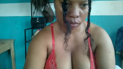 Snapshot of soayh89 chatting on 07/18/26, 06:17 soayh89 online show from 07/18/26, 06:17
