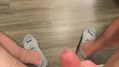 Snapshot of socalspur chatting on 11/18/25, 12:05 socalspur online show from 11/18/25, 12:05