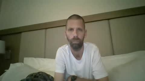 Snapshot of sockguy420 chatting on 09/22/25, 09:39 sockguy420 online show from 09/22/25, 09:39