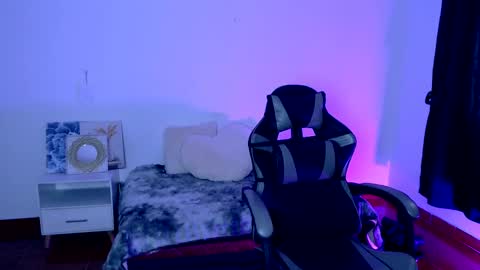 Snapshot of soffia__666 chatting on 11/03/25, 08:54 sofia online show from 11/03/25, 08:54