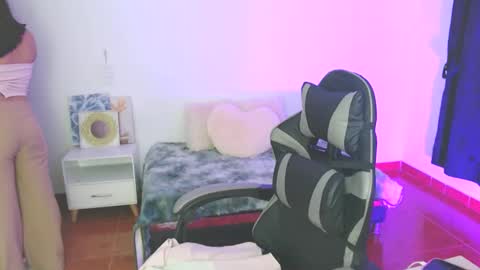 Snapshot of soffia__666 chatting on 12/03/25, 09:02 sofia online show from 12/03/25, 09:02