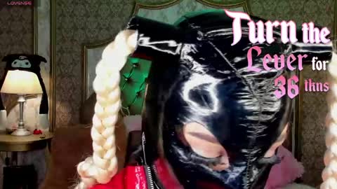 Snapshot of soffiqueen chatting on 05/22/26, 04:01 Schedule 1400 - 2100 gtm-5 online show from 05/22/26, 04:01
