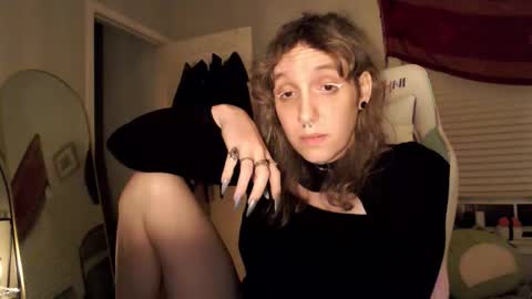 Lilytea online show from 11/07/25, 07:19