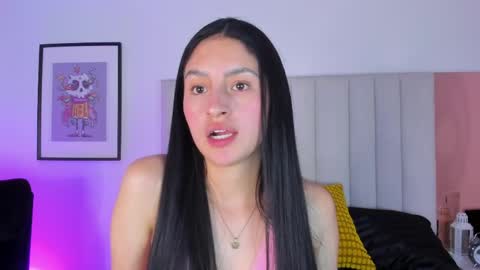 Snapshot of soffy_hilltom chatting on 05/12/26, 12:13 Soffy online show from 05/12/26, 12:13