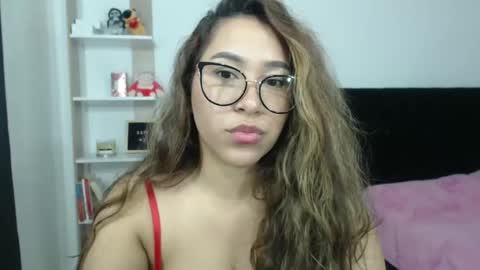 Snapshot of sofi4__ chatting on 03/09/25, 09:02 sofi online show from 03/09/25, 09:02