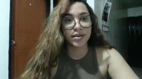 Snapshot of sofi4__ chatting on 09/21/25, 06:26 sofi online show from 09/21/25, 06:26