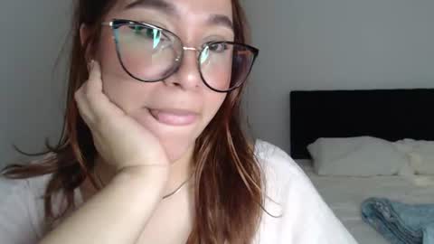 Snapshot of sofi4__ chatting on 06/18/26, 09:14 sofi online show from 06/18/26, 09:14