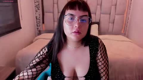 SOFI BLAKE online show from 05/11/26, 12:33