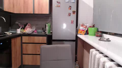 Sofi online show from 10/03/25, 07:00