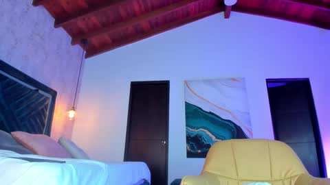 Snapshot of sofi_moreno chatting on 09/27/25, 11:37 Sofi online show from 09/27/25, 11:37