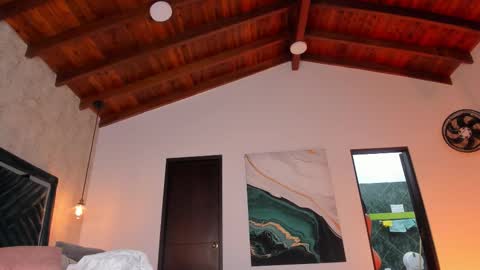 Snapshot of sofi_moreno chatting on 10/18/25, 11:33 Sofi online show from 10/18/25, 11:33