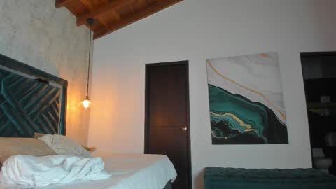 Snapshot of sofi_moreno chatting on 11/14/25, 11:31 Sofi online show from 11/14/25, 11:31