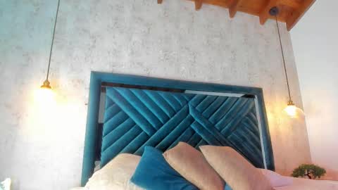 Sofi online show from 02/21/26, 11:22