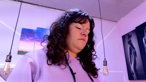 Sofi Noa online show from 12/02/25, 11:48