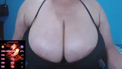 Mila online show from 03/12/25, 07:24