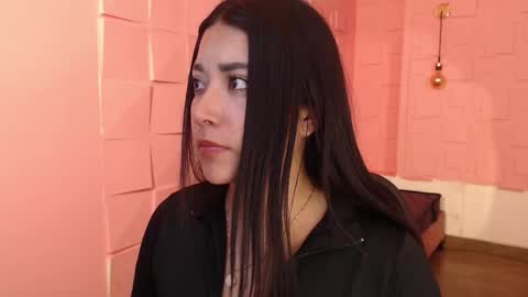 Susy online show from 09/28/25, 10:04