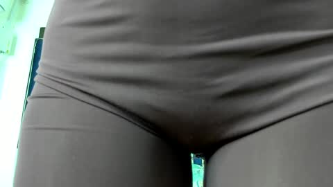 Snapshot of sofia1candyht chatting on 12/14/24, 04:56 SOFIA online show from 12/14/24, 04:56