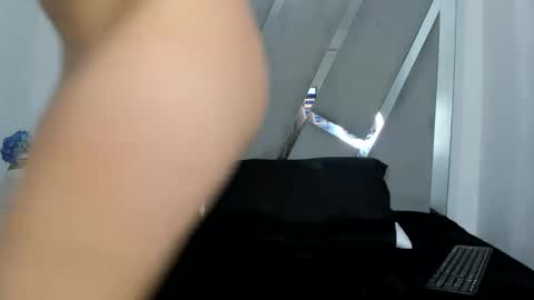 Snapshot of sofia1candyht chatting on 12/26/24, 09:37 SOFIA online show from 12/26/24, 09:37