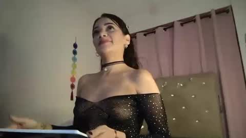 sofia8428 online show from 11/17/25, 11:54