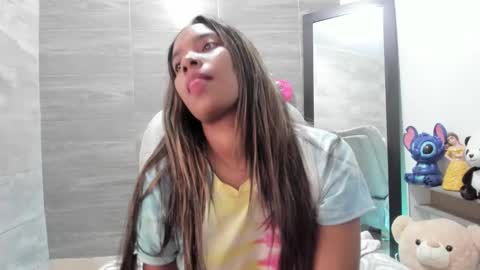 sofia86379 online show from 03/05/25, 09:59