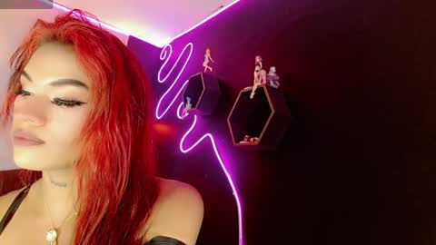 sofia__hills_01 online show from 05/21/26, 04:25