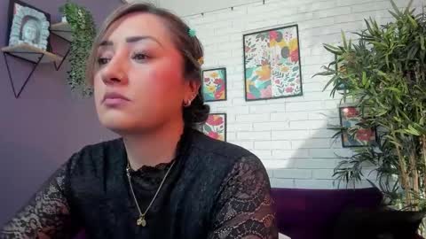 Snapshot of sofia__stk chatting on 11/15/25, 03:37 sofi online show from 11/15/25, 03:37