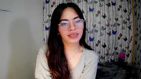 Snapshot of sofia_ava24 chatting on 01/02/25, 10:22 Chady online show from 01/02/25, 10:22