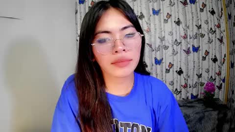 Snapshot of sofia_ava24 chatting on 01/04/25, 06:19 Chady online show from 01/04/25, 06:19