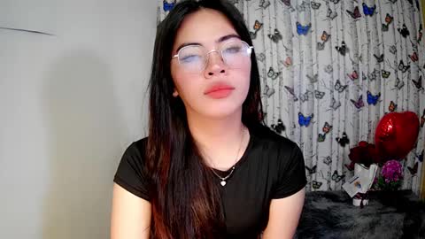 Snapshot of sofia_ava24 chatting on 01/12/25, 02:14 Chady online show from 01/12/25, 02:14