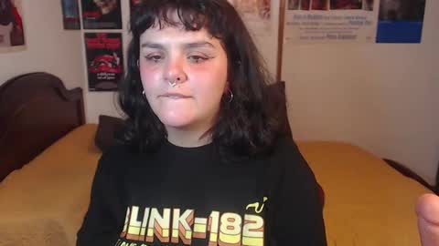 Sofi online show from 02/19/25, 05:16