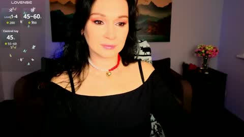 Snapshot of sofia_ford chatting on 04/27/26, 07:17 Sofia online show from 04/27/26, 07:17