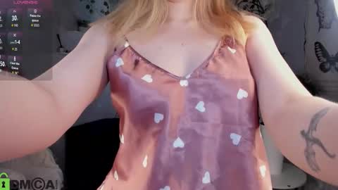 Snapshot of sofia_gaze chatting on 02/10/26, 02:37 Sofia Gaze online show from 02/10/26, 02:37