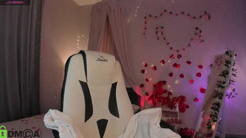 Snapshot of sofia_gaze chatting on 02/24/26, 02:31 Sofia Gaze online show from 02/24/26, 02:31