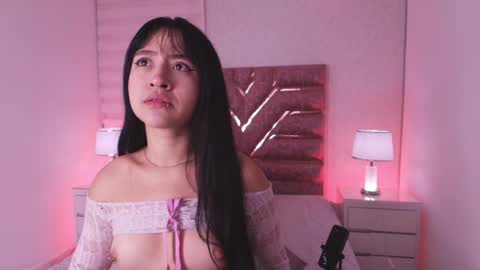 sofia gomes online show from 04/18/26, 11:58