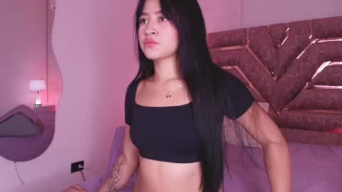 Snapshot of sofia_gomes_ chatting on 05/13/26, 11:51 sofia gomes online show from 05/13/26, 11:51